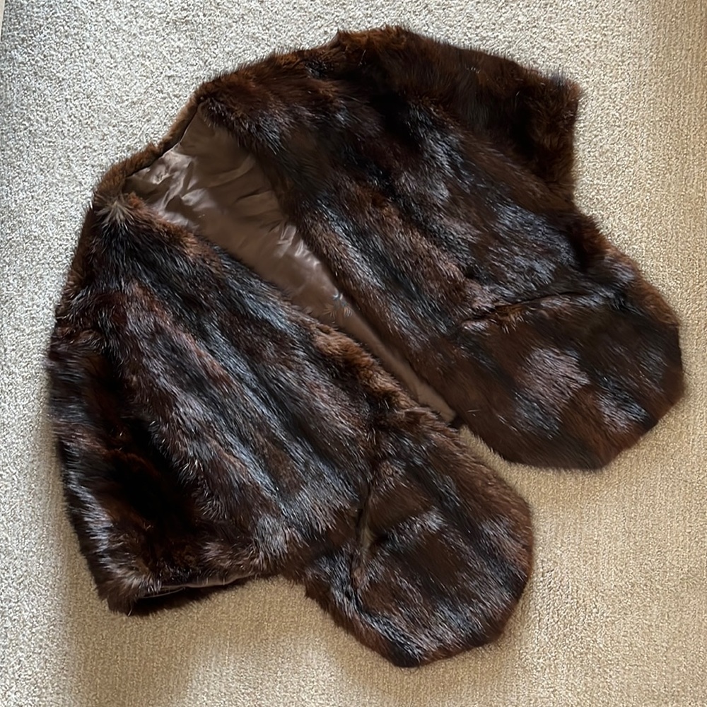 Vintage genuine mink shoulder cape.  Perfect condition